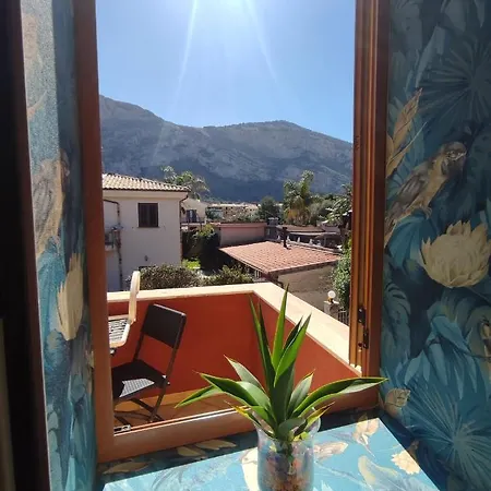 Isolotto 伊索拉戴里费米尼